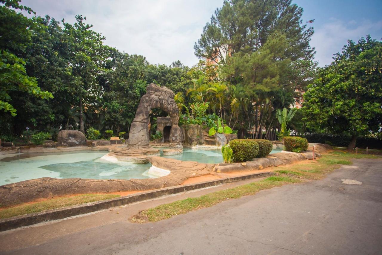 Ferienwohnung Diroma Fiori Caldas Novas Exterior foto